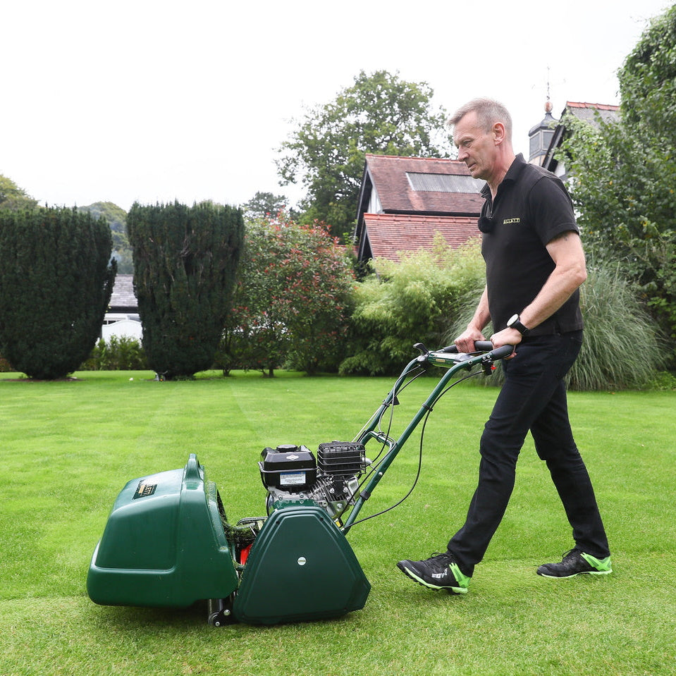 Cylinder Lawn Mower Allett Buckingham 30 Allett Buckingham 30 Store